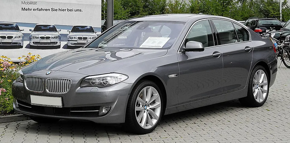 BMW 550i sedan (F10)