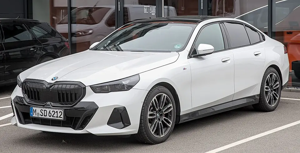 BMW 520i sedan (G60)